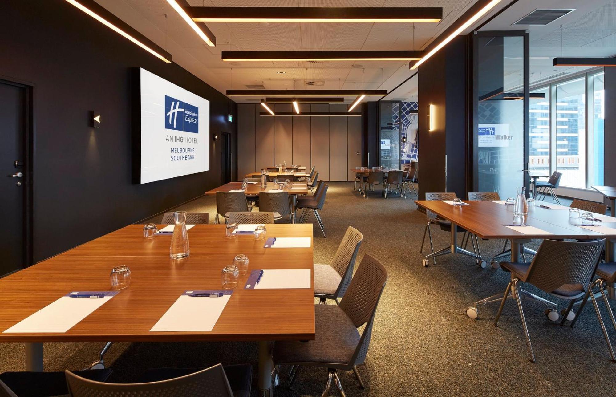 Holiday Inn Express Melbourne Southbank By Ihg מראה חיצוני תמונה